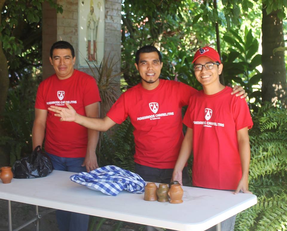 The drink table — coffee for all from the Carmelites’ San Elias Finca —served by Br. Cecilio Hernandez, O. Carm., Esteban Benítez