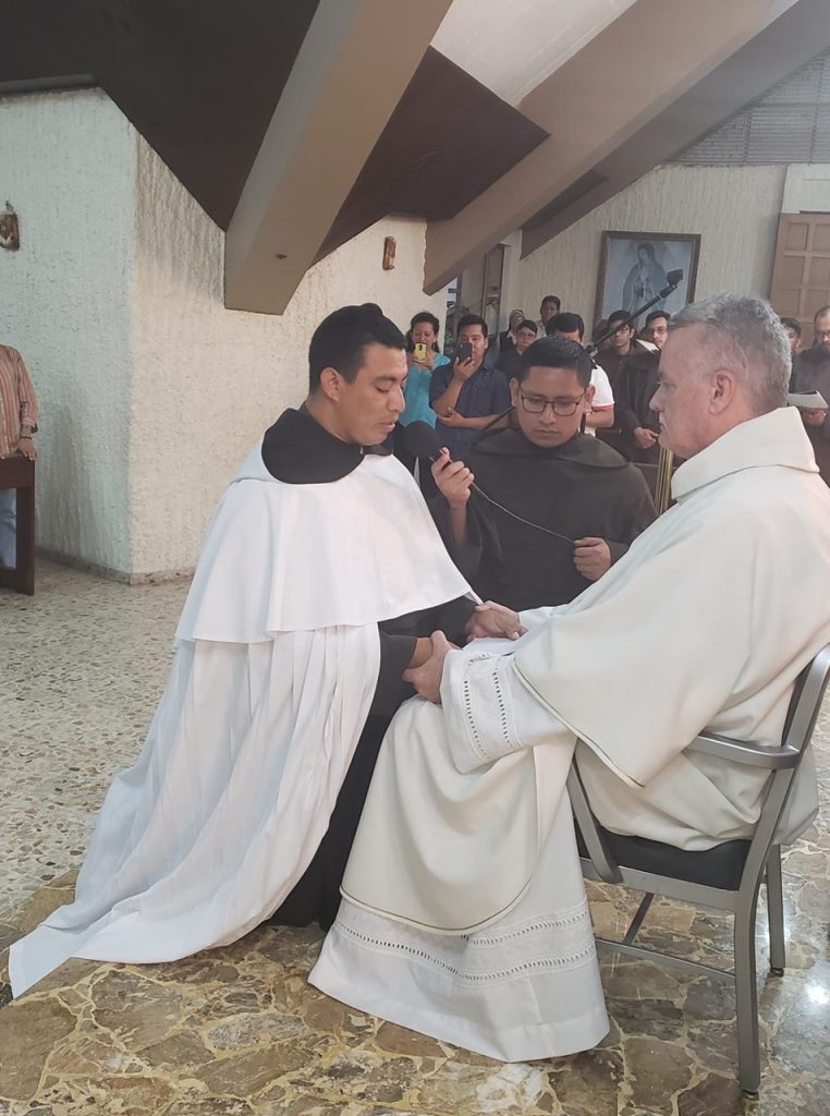 On January 17, the Prior Provincial, the Very Rev. William J. Harry, O. Carm., receives the Solemn Vows of Santos Cecilio Hernandez, O. Carm., during a celebration at the Hospitalito of Divina Providencia of the Discalced Carmelite Sisters. The chapel was the site of the assassination of St. Oscar Romero while he was celebrating Mass.
